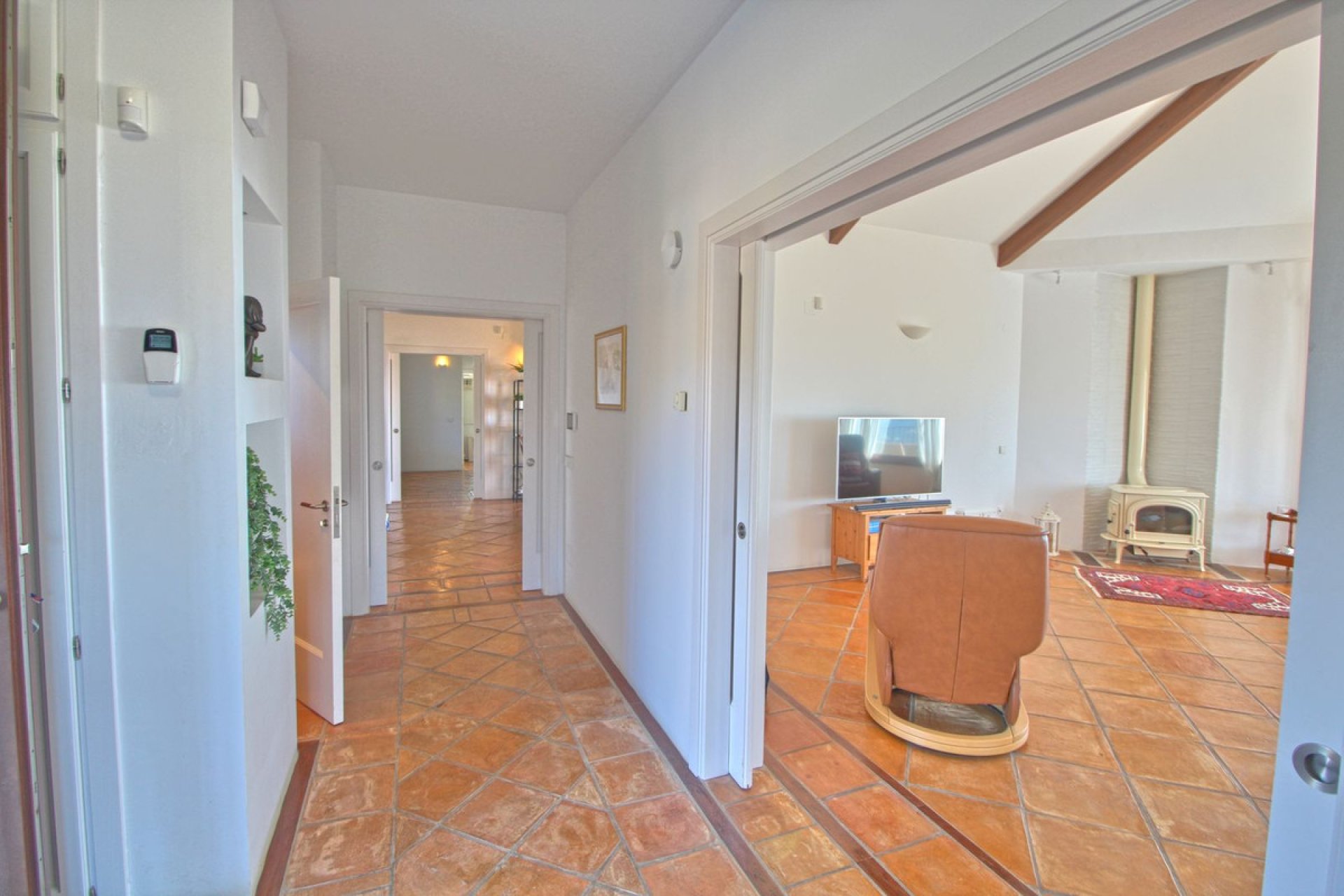 Resale - House - Finca - Cortijo - Estepona - Estepona Centro