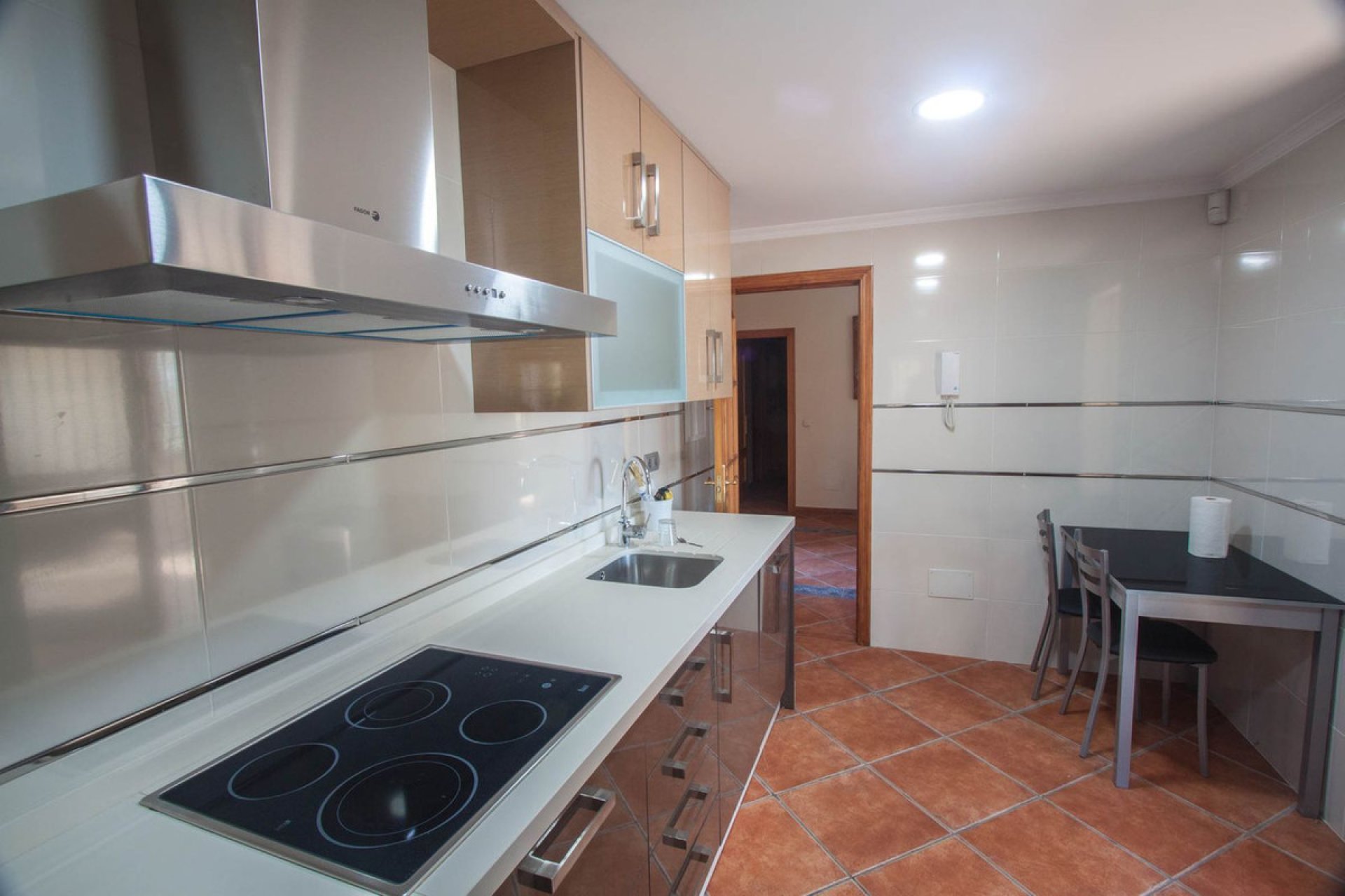 Resale - House - Finca - Cortijo - Estepona - Estepona Centro