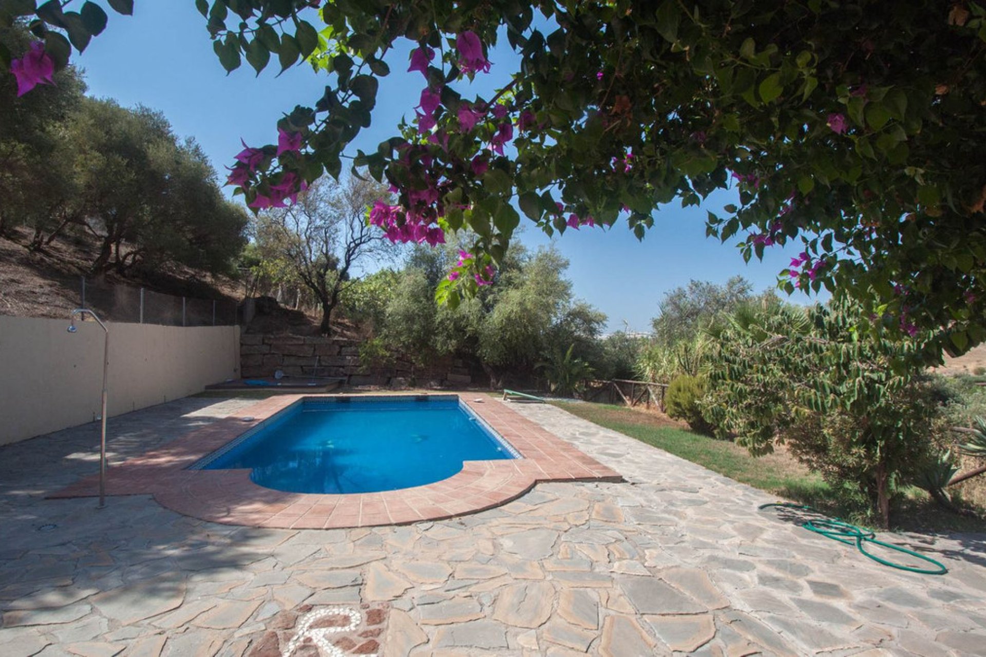 Resale - House - Finca - Cortijo - Estepona - Estepona Centro