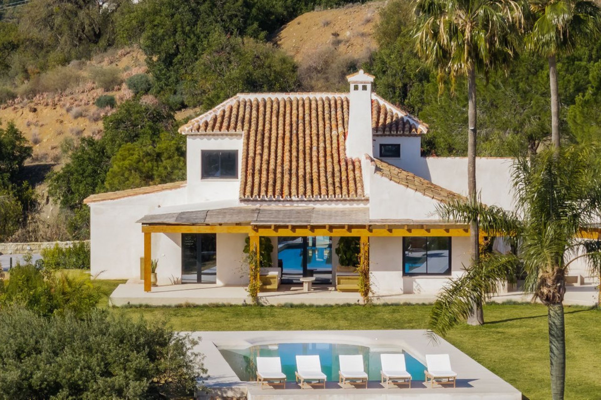 Resale - House - Finca - Cortijo - Estepona - Estepona Centro