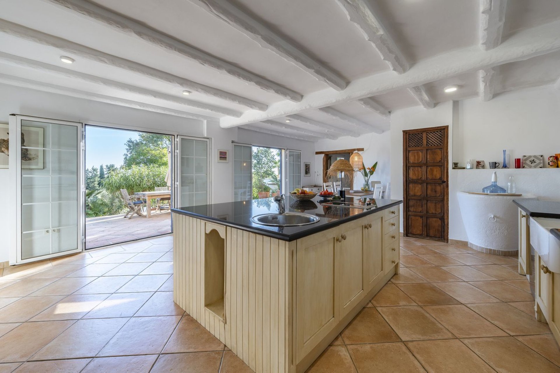 Resale - House - Finca - Cortijo - Estepona - Estepona Centro