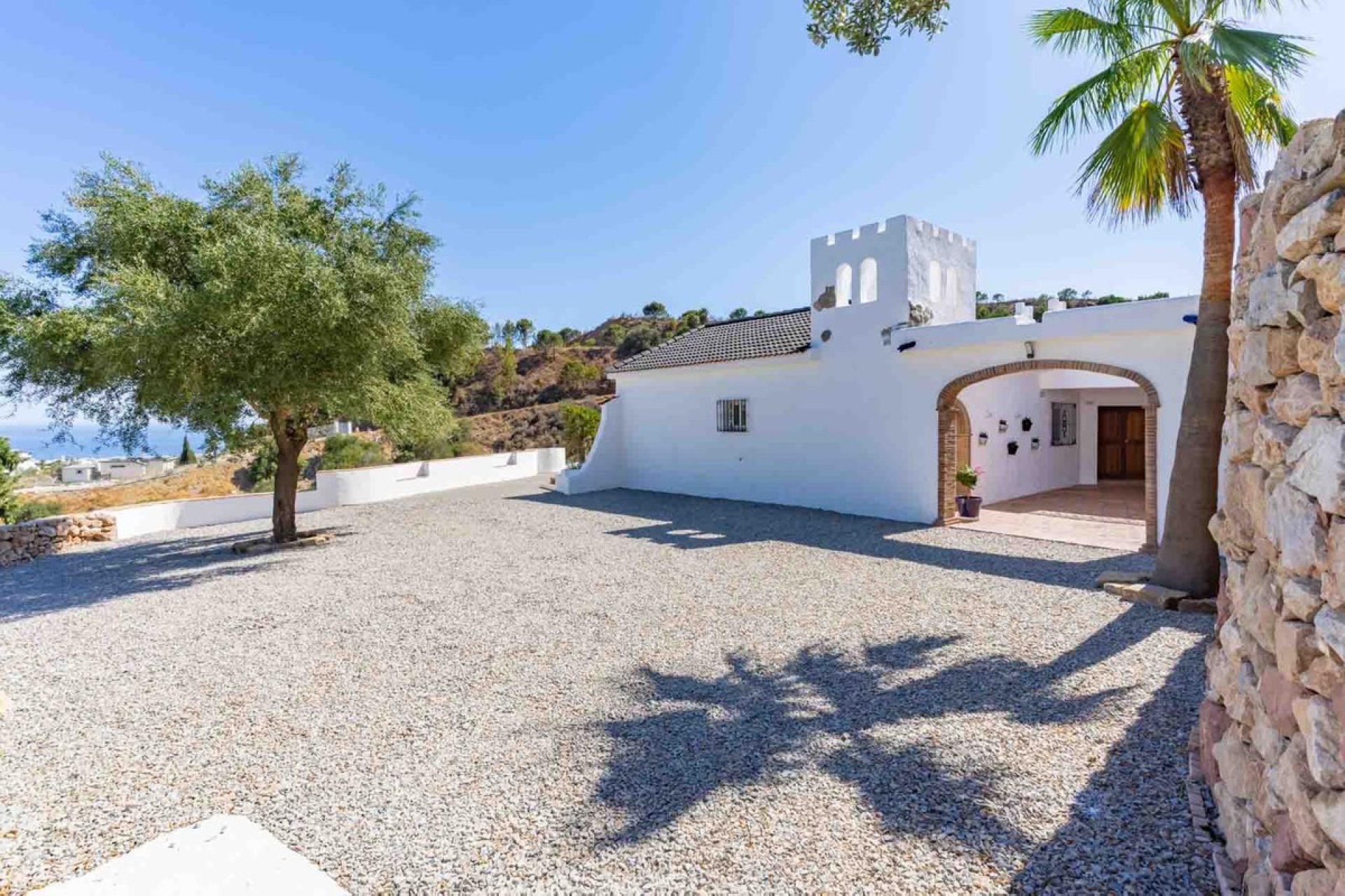 Resale - House - Finca - Cortijo - Estepona - Estepona Centro