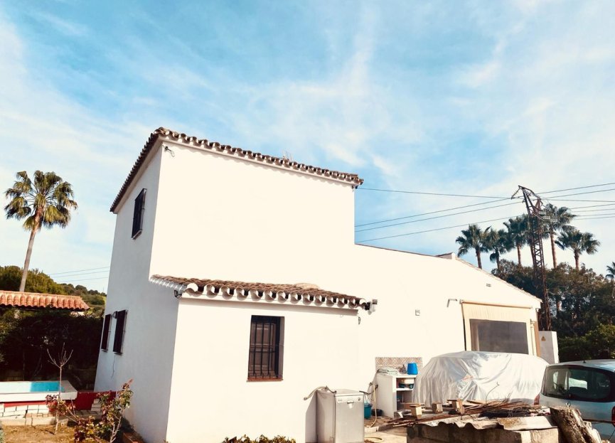 Resale - House - Finca - Cortijo - Estepona - Estepona Centro