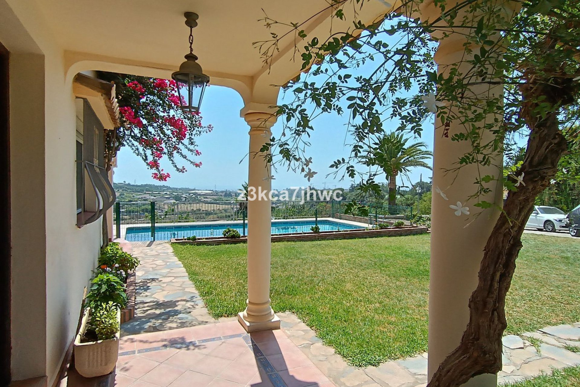 Resale - House - Finca - Cortijo - Estepona - Estepona Centro