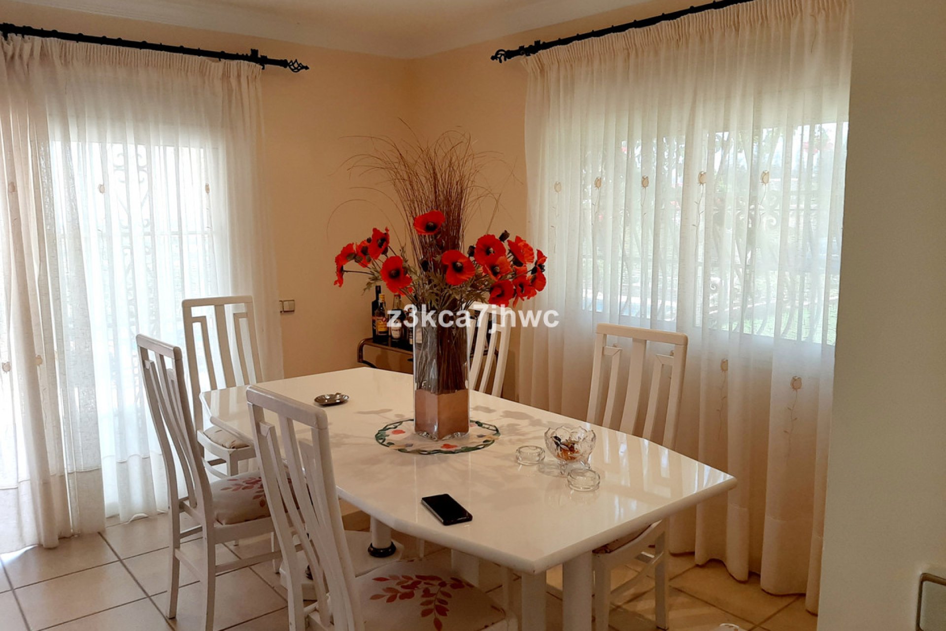 Resale - House - Finca - Cortijo - Estepona - Estepona Centro