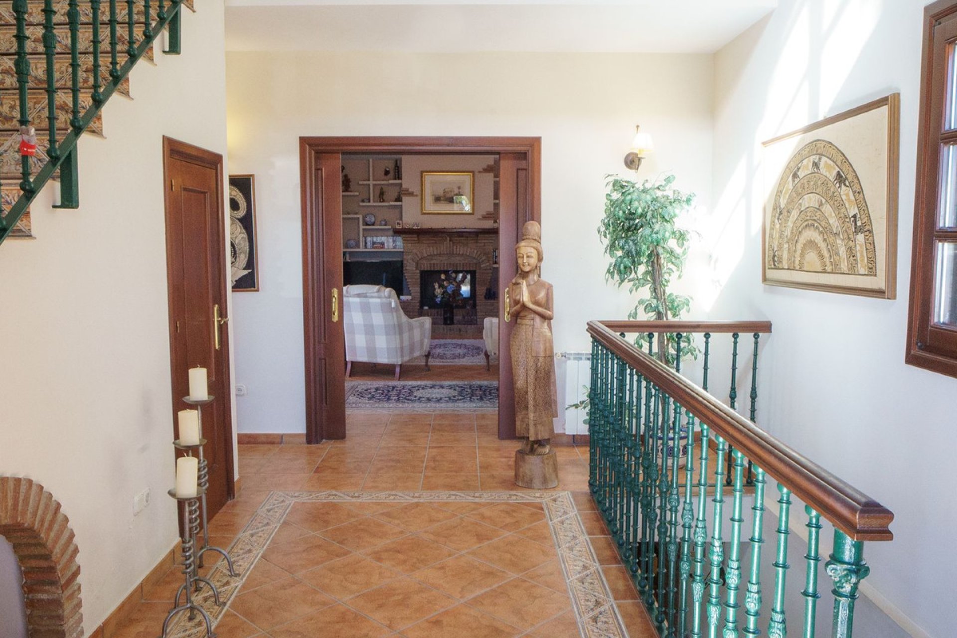 Resale - House - Finca - Cortijo - Estepona - Estepona Centro