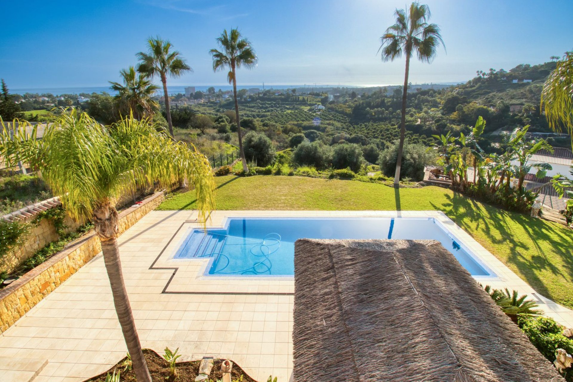 Resale - House - Finca - Cortijo - Estepona - Estepona Centro