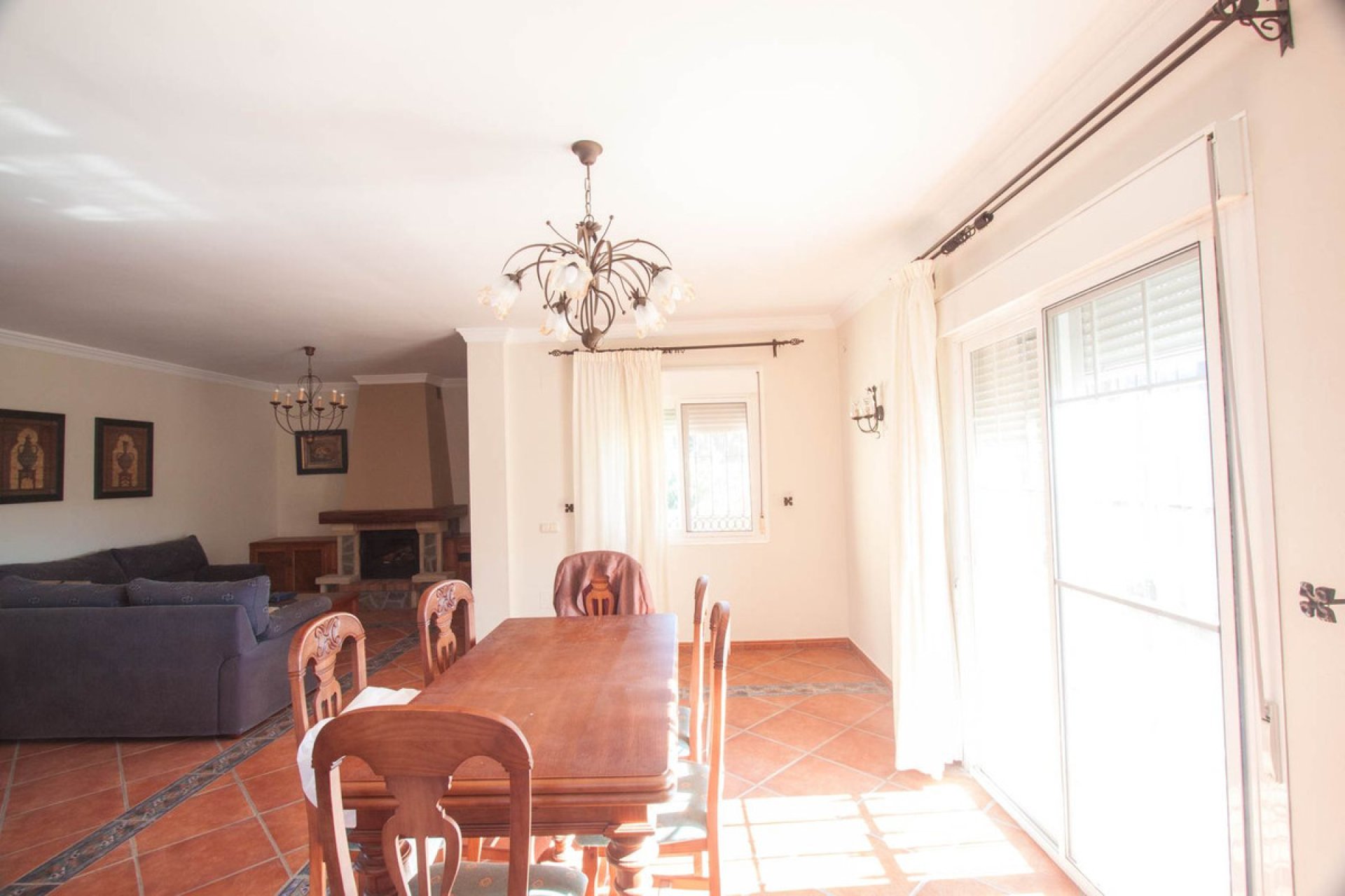 Resale - House - Finca - Cortijo - Estepona - Estepona Centro