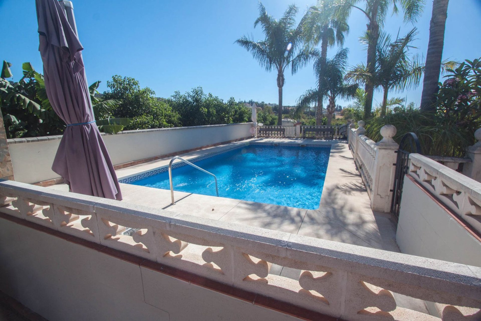 Resale - House - Finca - Cortijo - Estepona - Estepona Centro