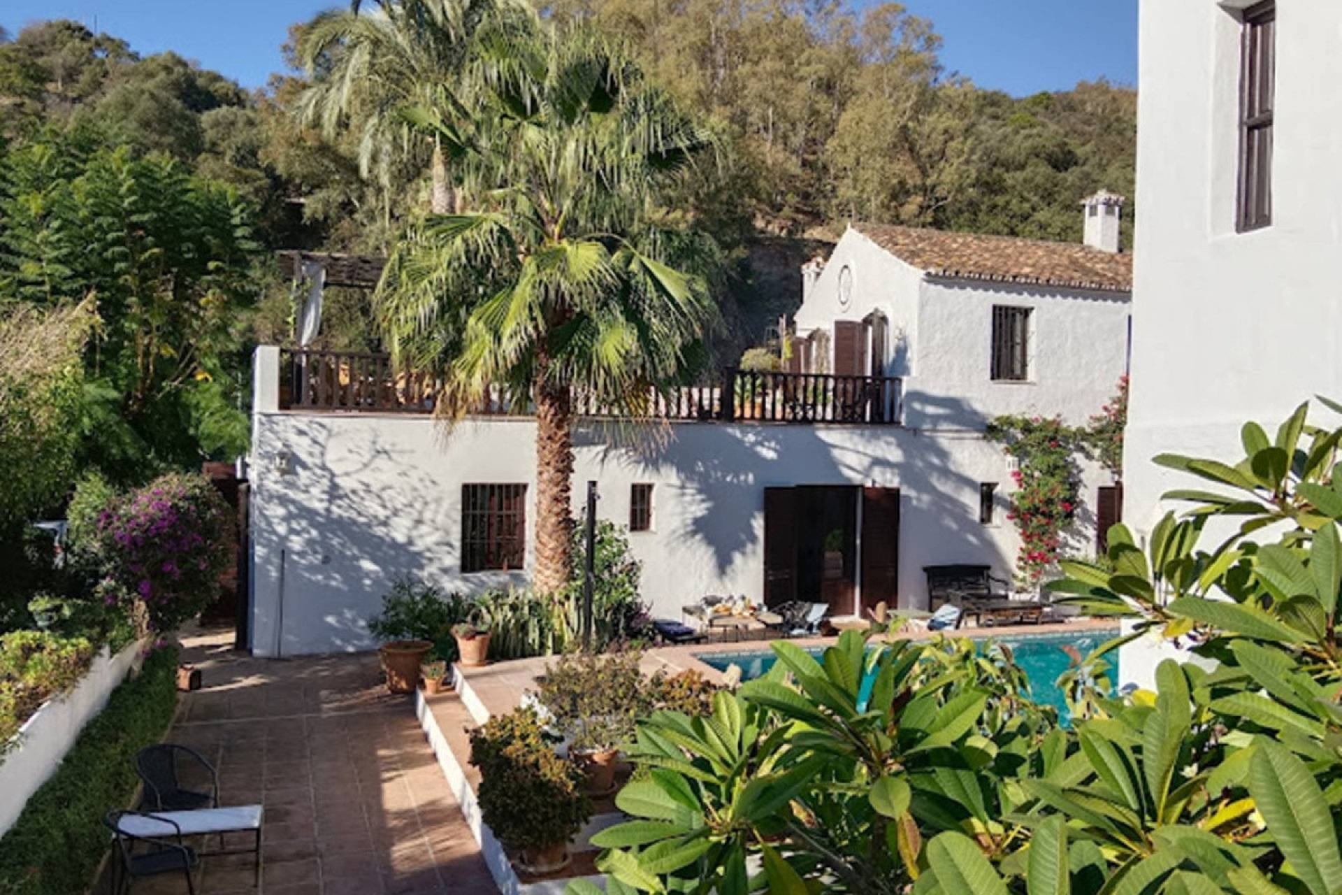 Resale - House - Finca - Cortijo - Estepona - Estepona Centro