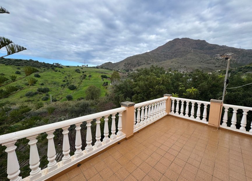 Resale - House - Finca - Cortijo - Estepona - Estepona Centro