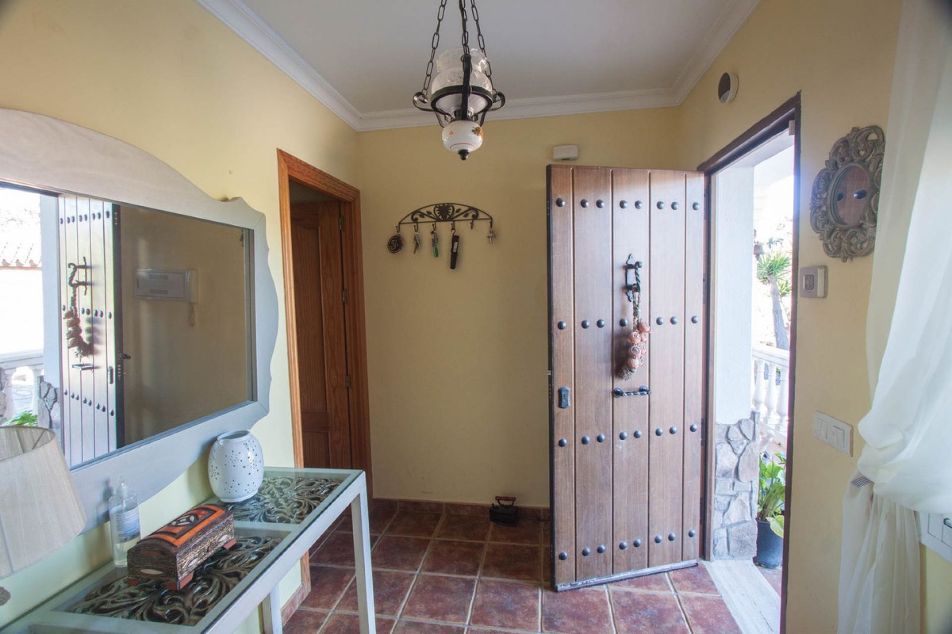 Resale - House - Finca - Cortijo - Estepona - Estepona Centro