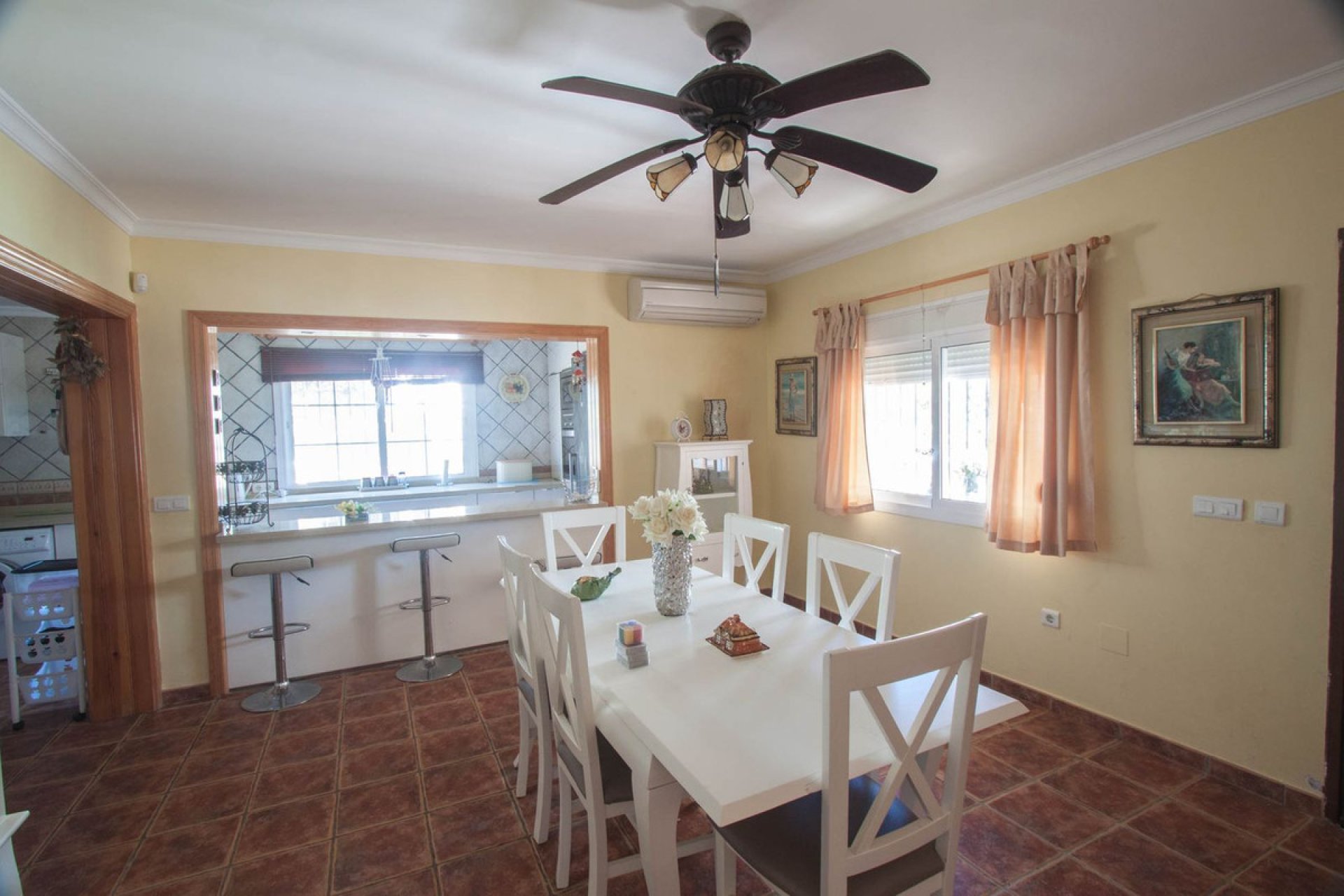 Resale - House - Finca - Cortijo - Estepona - Estepona Centro