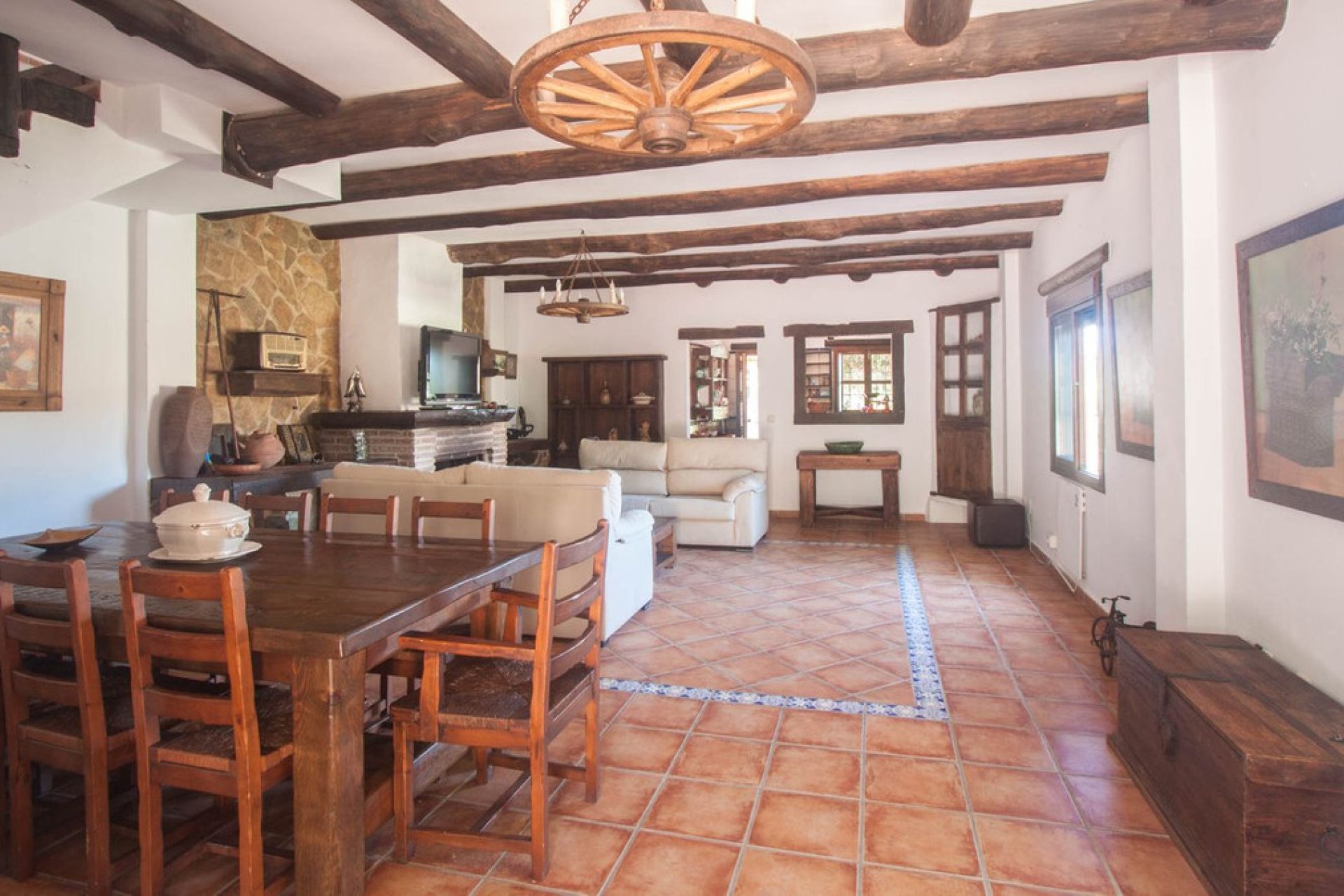 Resale - House - Finca - Cortijo - Estepona - Estepona Centro