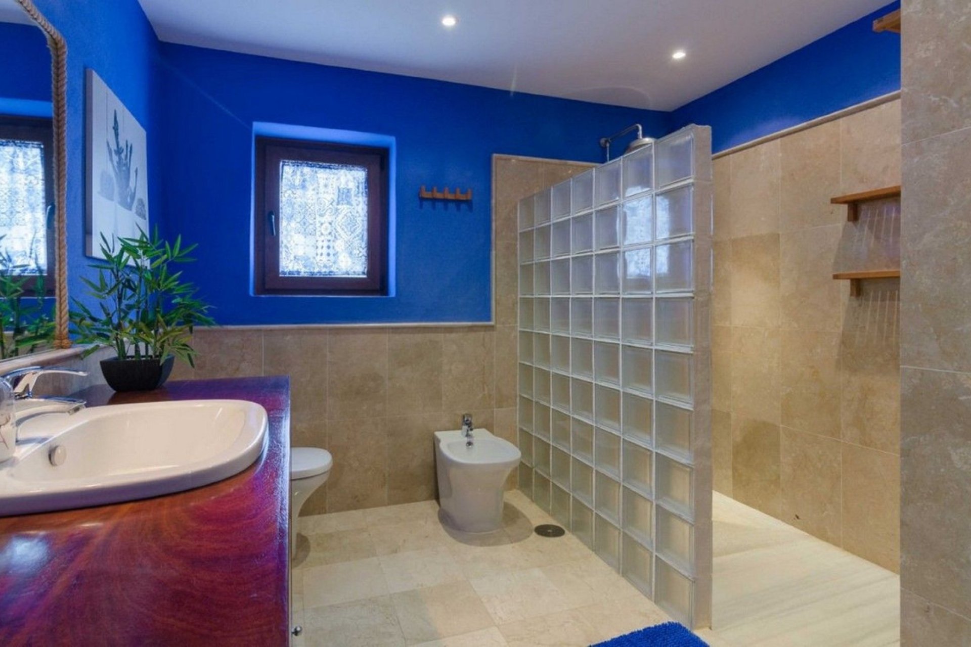 Resale - House - Finca - Cortijo - Estepona - Estepona Centro