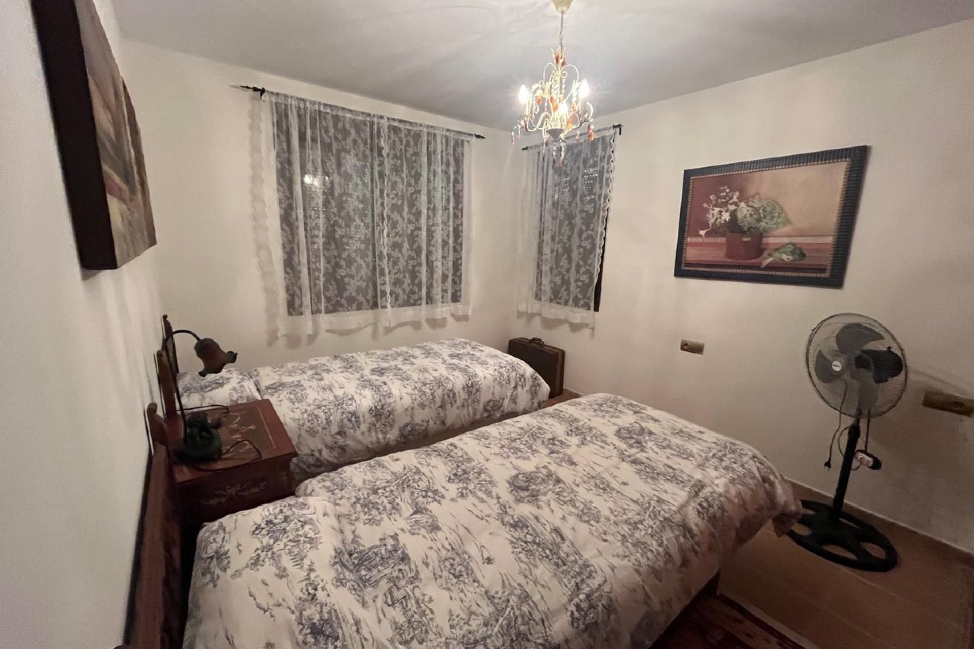 Resale - House - Finca - Cortijo - Estepona - Estepona Centro