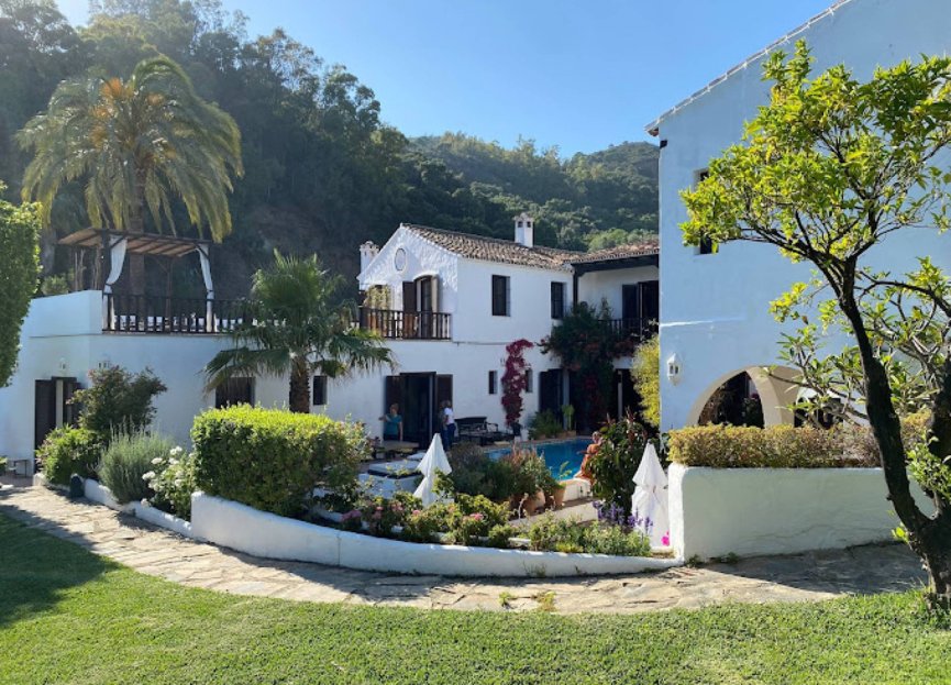 Resale - House - Finca - Cortijo - Estepona - Estepona Centro