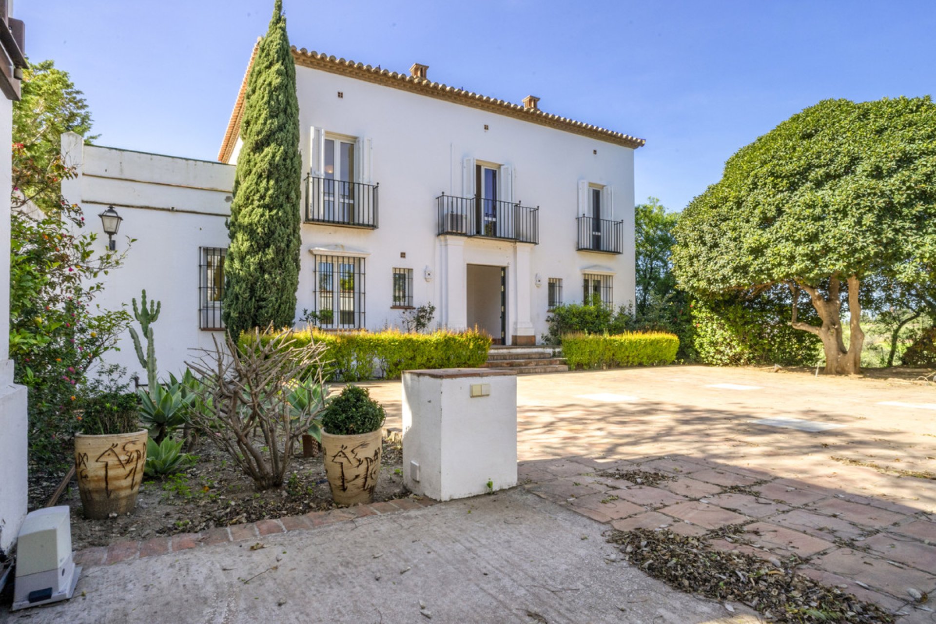 Resale - House - Finca - Cortijo - Estepona - New Golden Mile