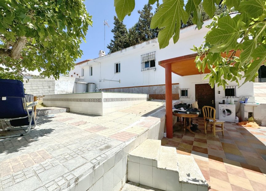 Resale - House - Finca - Cortijo - Marbella - Marbella Centro