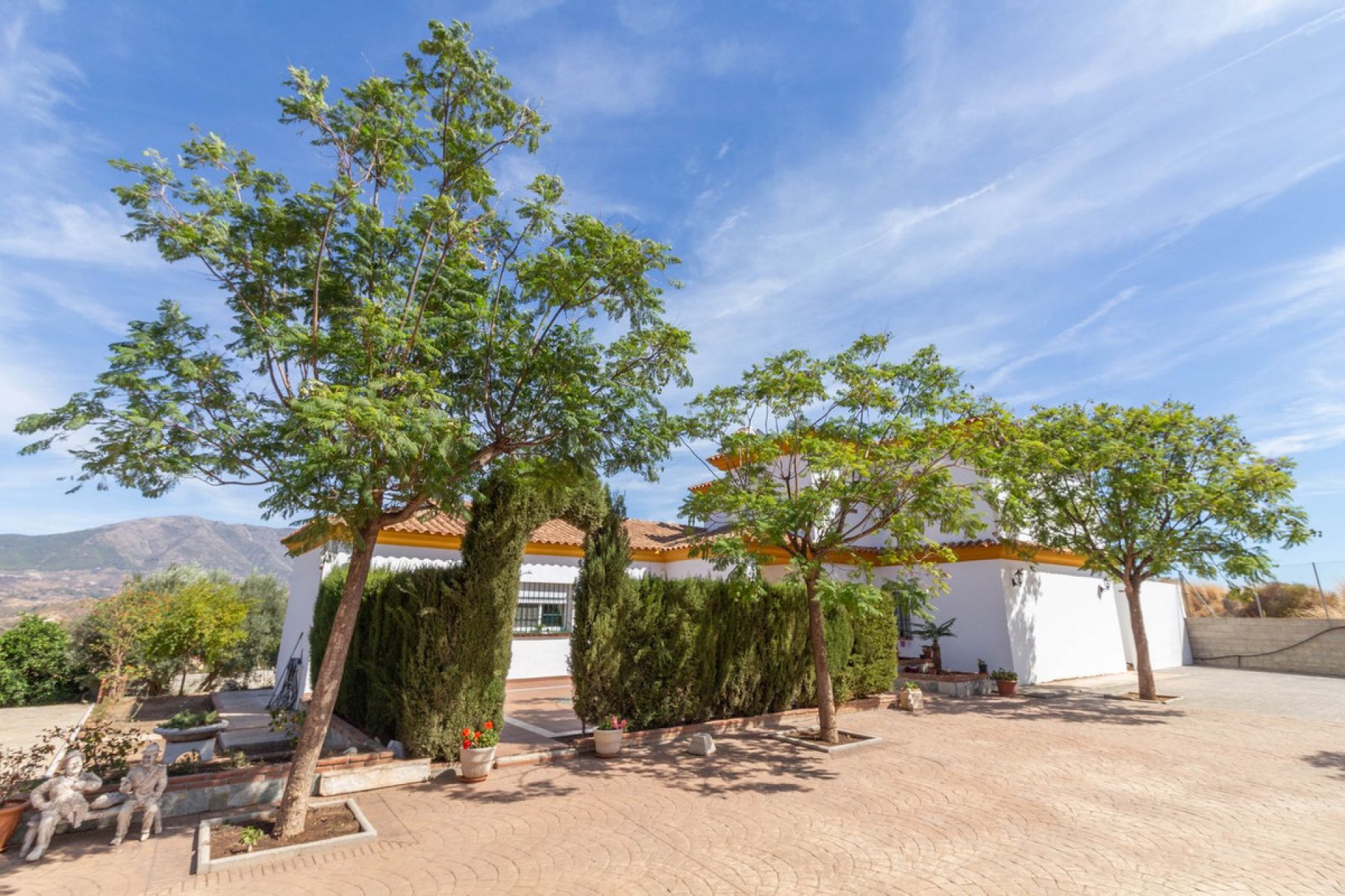 Resale - House - Finca - Cortijo - Mijas