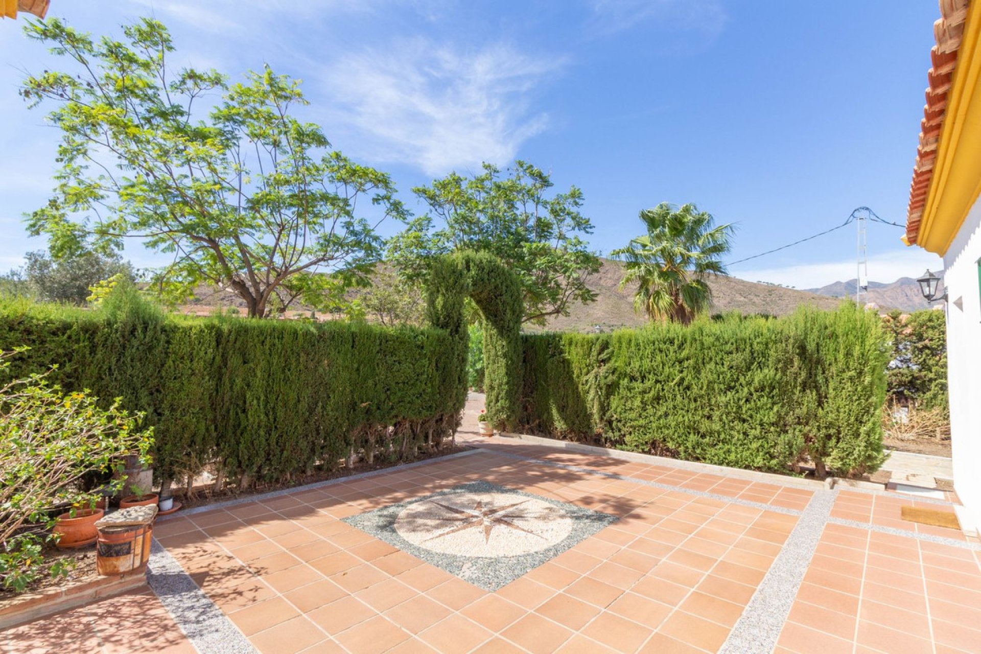 Resale - House - Finca - Cortijo - Mijas