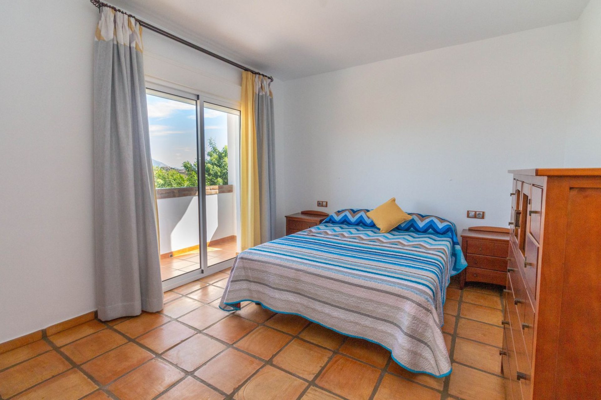 Resale - House - Finca - Cortijo - Mijas