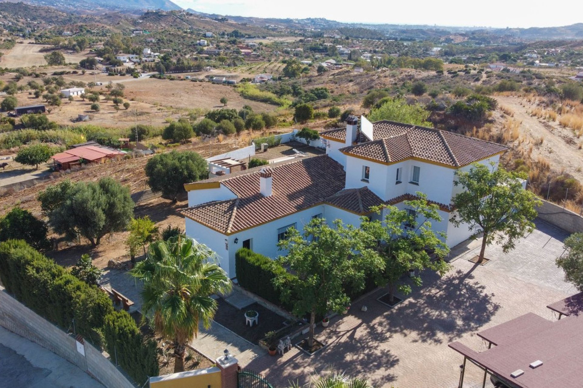 Resale - House - Finca - Cortijo - Mijas