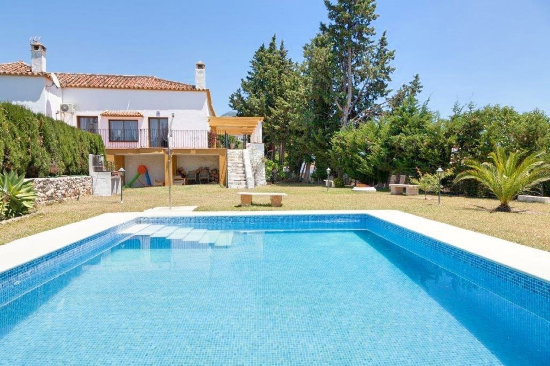 Resale - House - Finca - Cortijo - Mijas