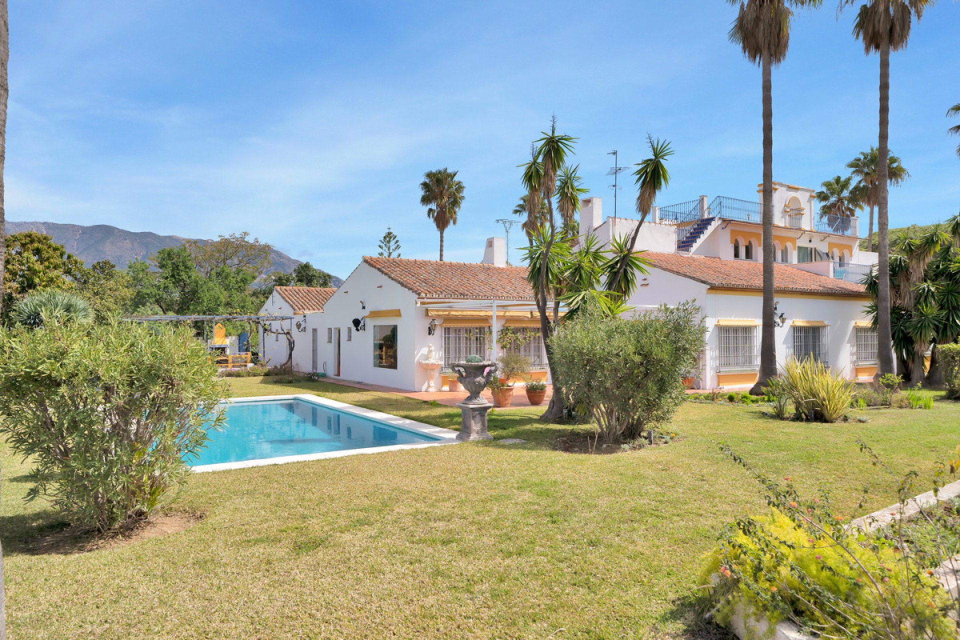 Resale - House - La Cala Hills