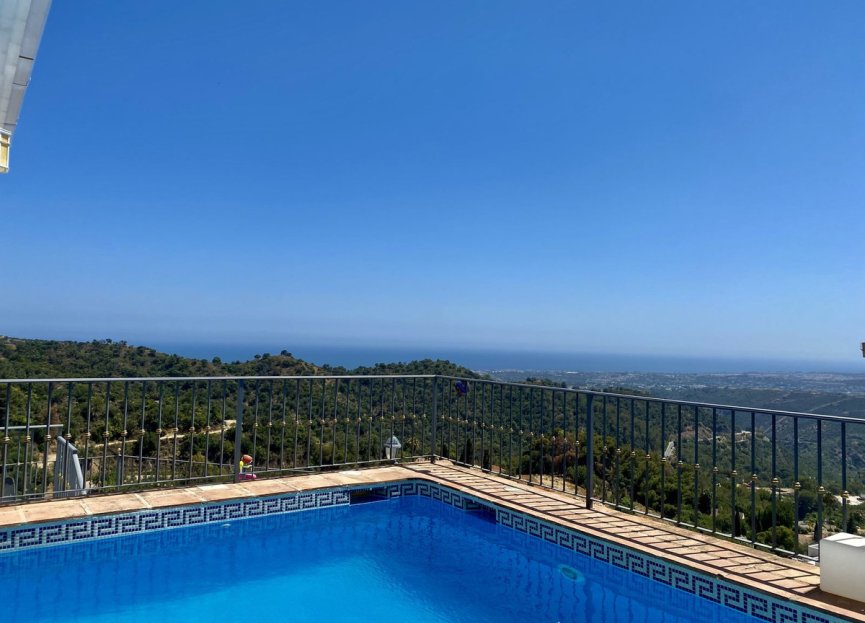 Resale - House - Marbella