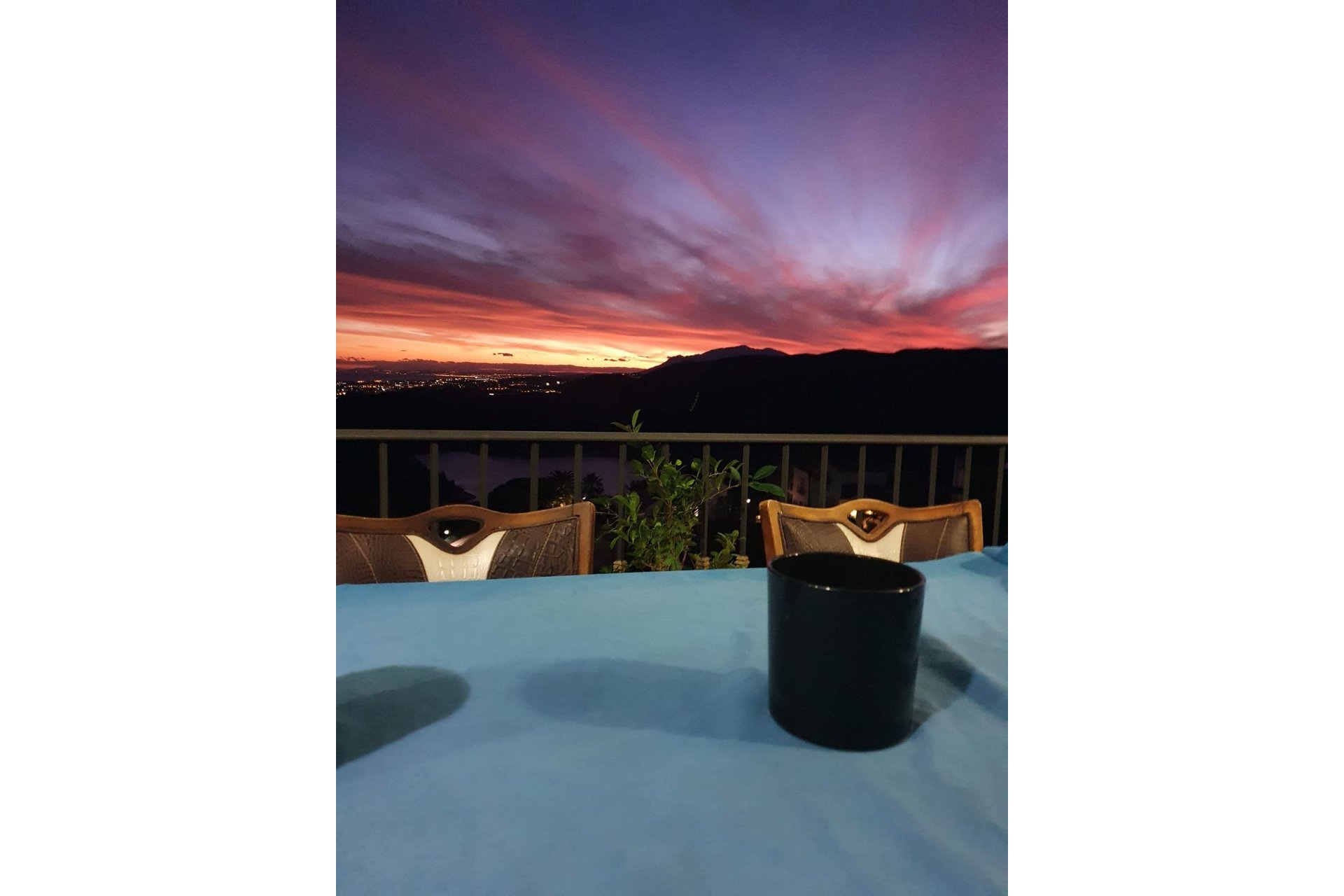 Resale - House - Marbella