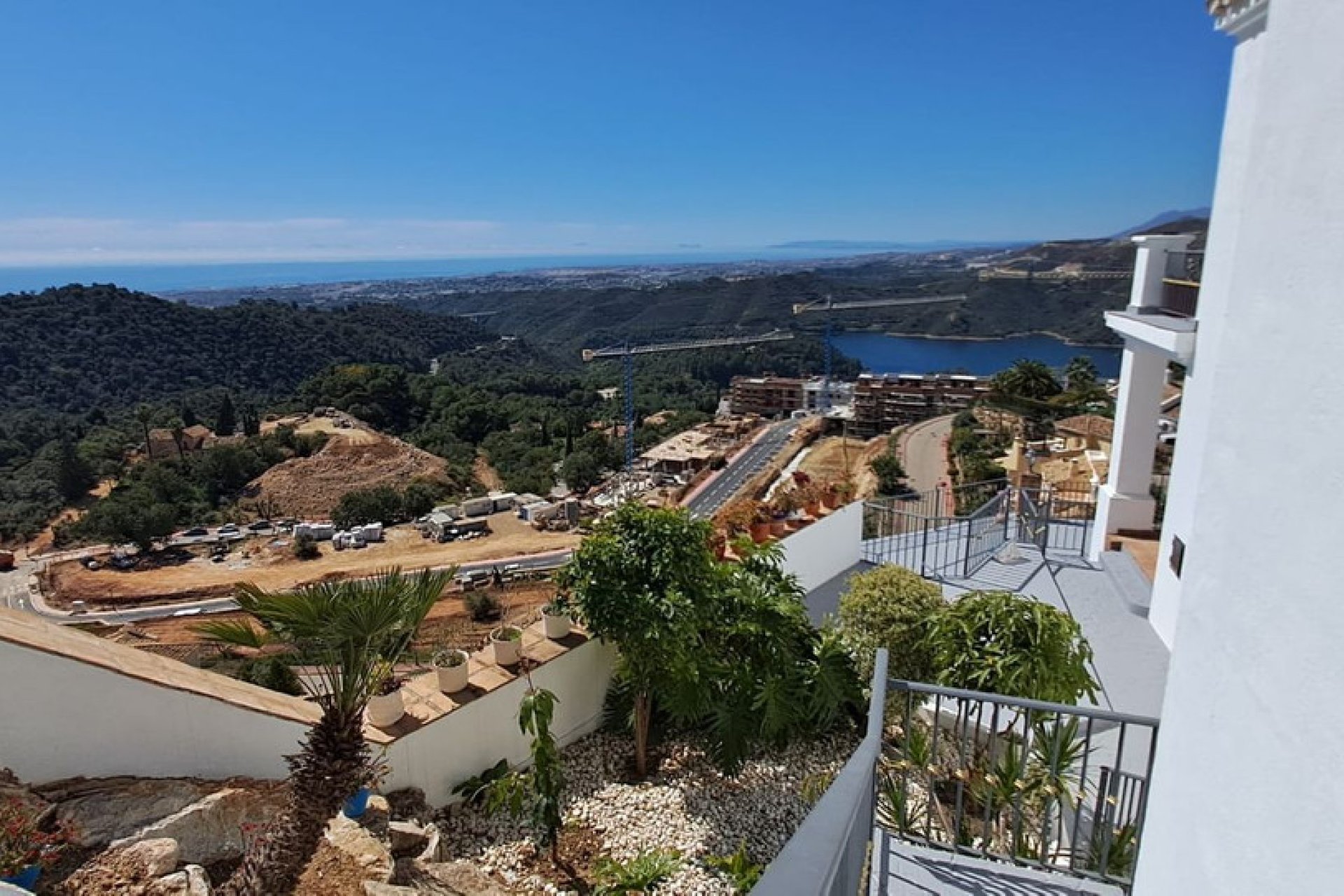 Resale - House - Marbella