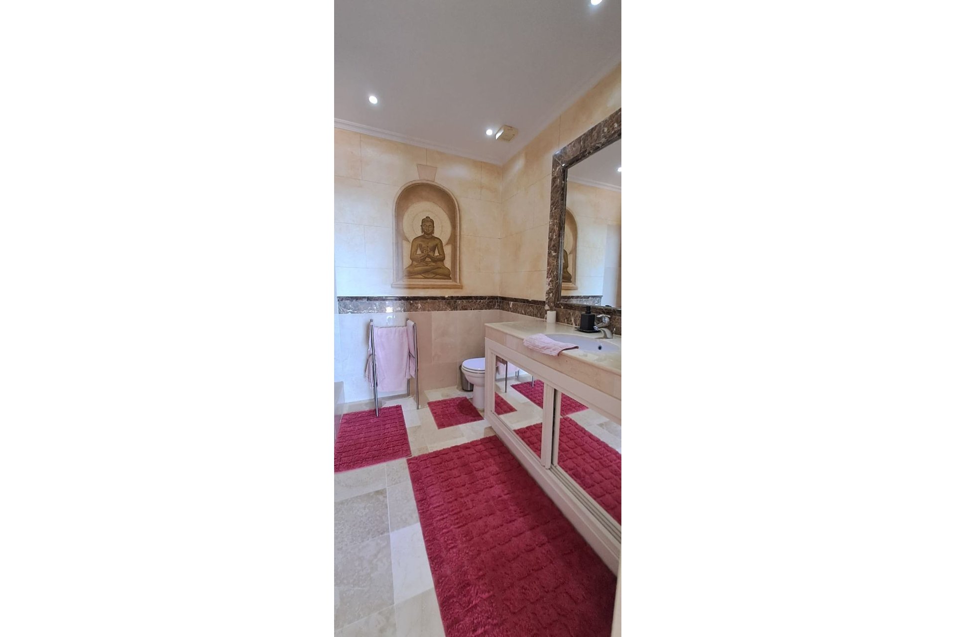 Resale - House - Marbella
