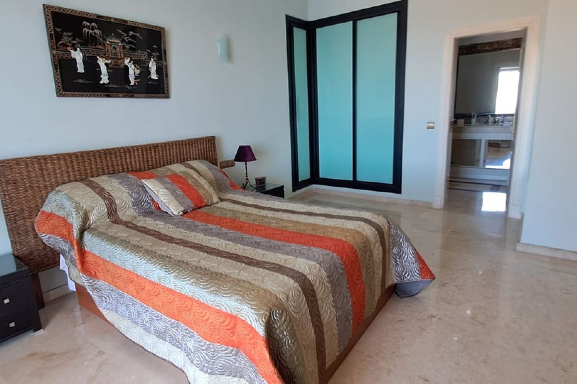 Resale - House - Marbella
