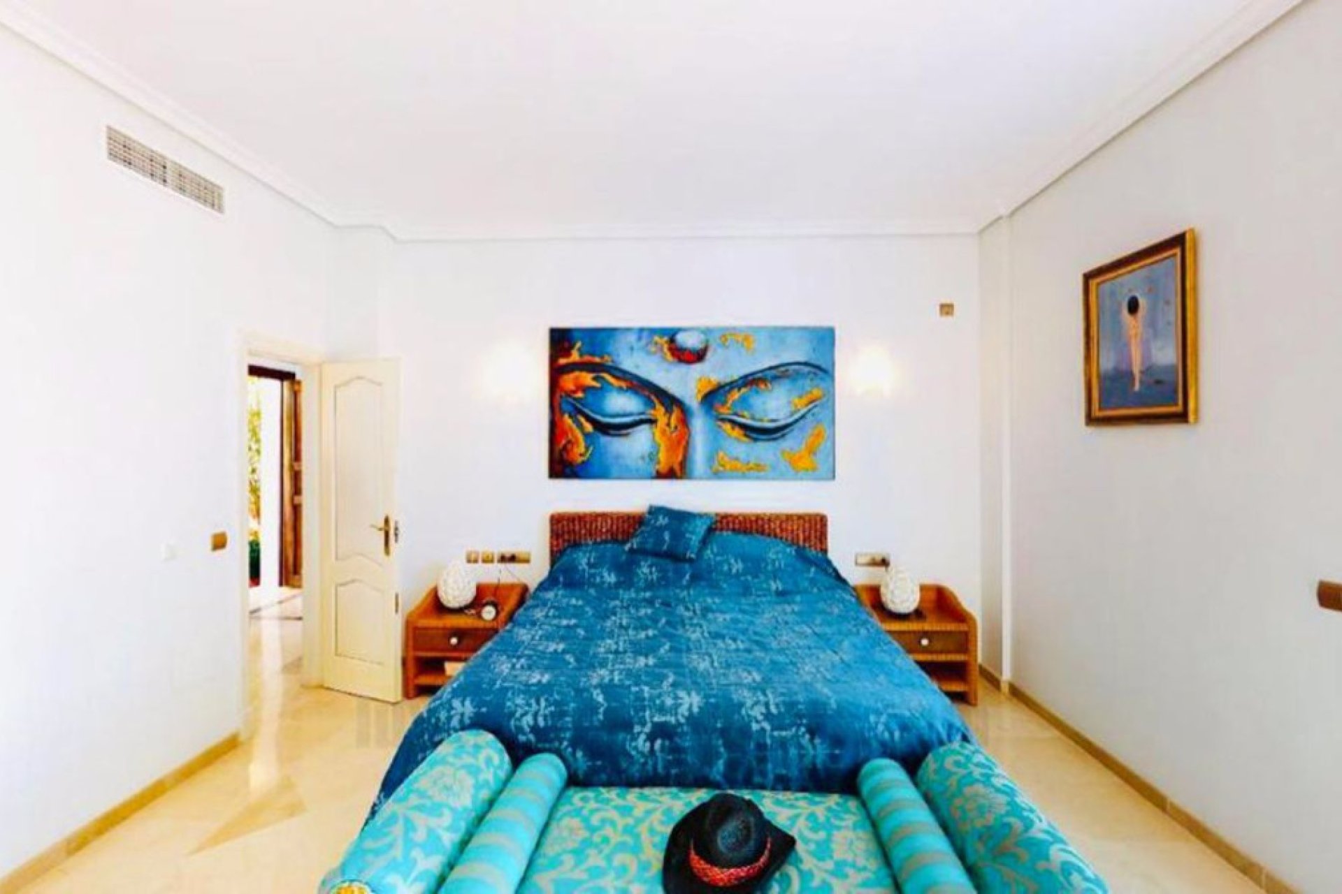 Resale - House - Marbella