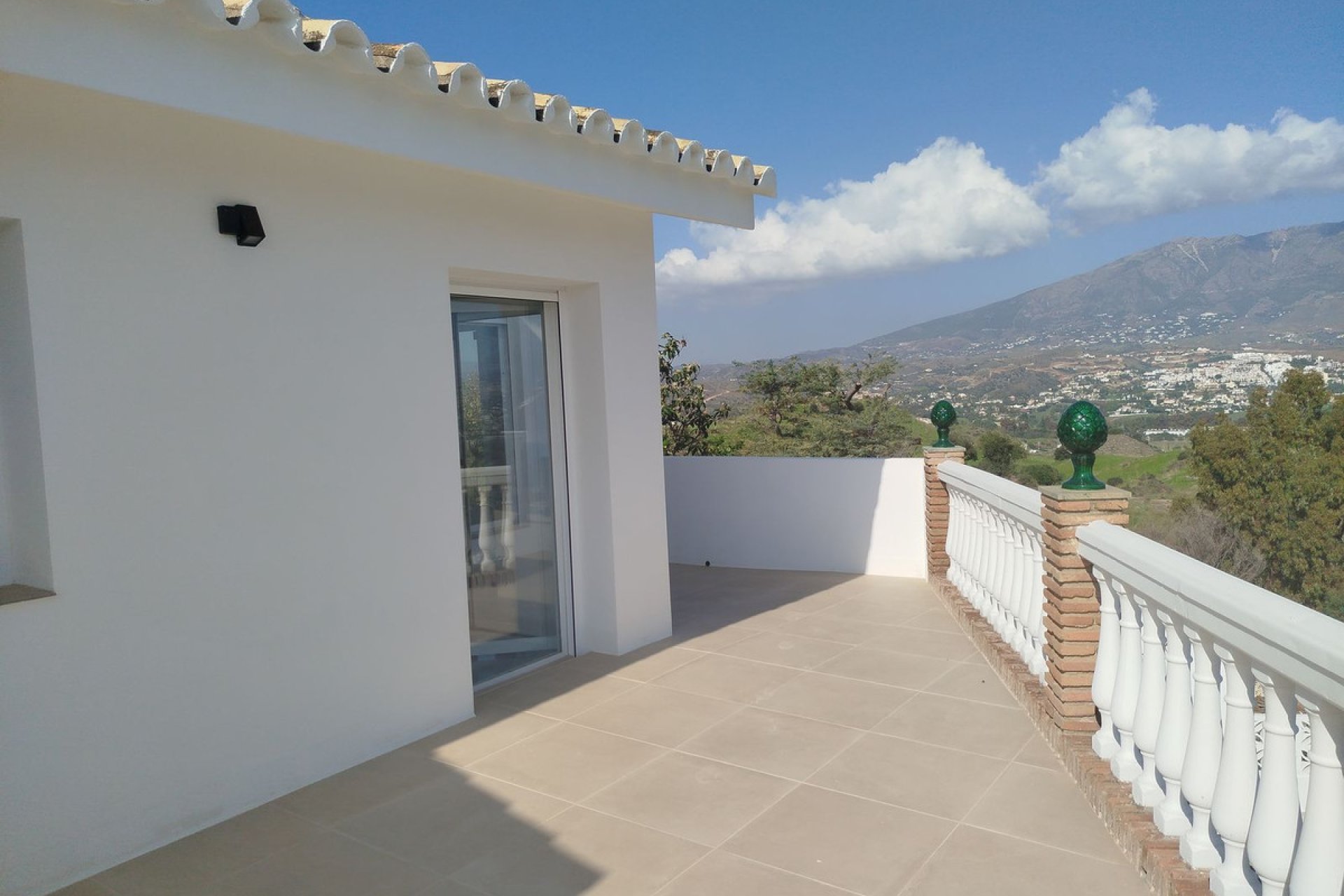 Resale - House - Mijas