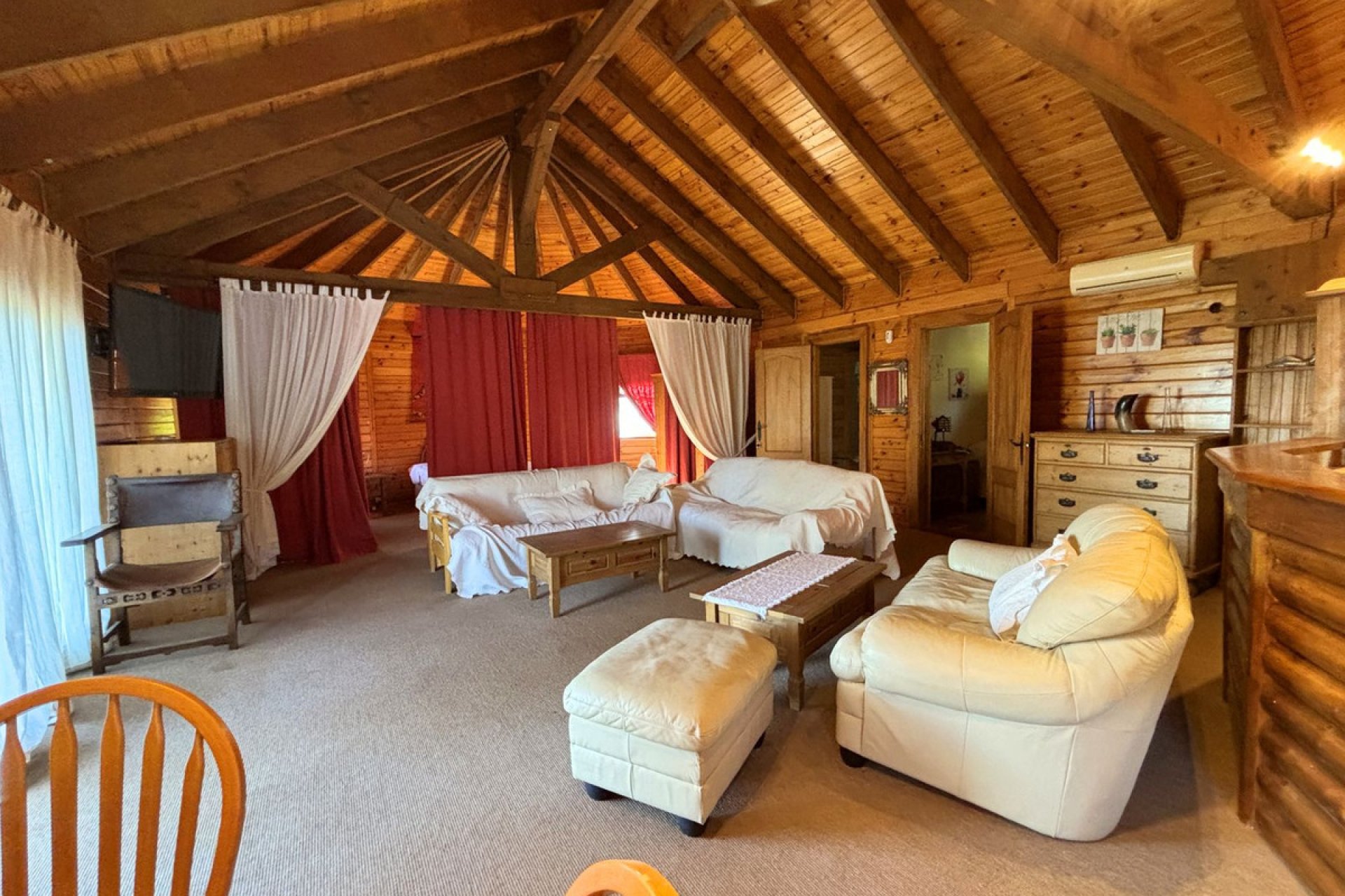 Resale - House - Monda