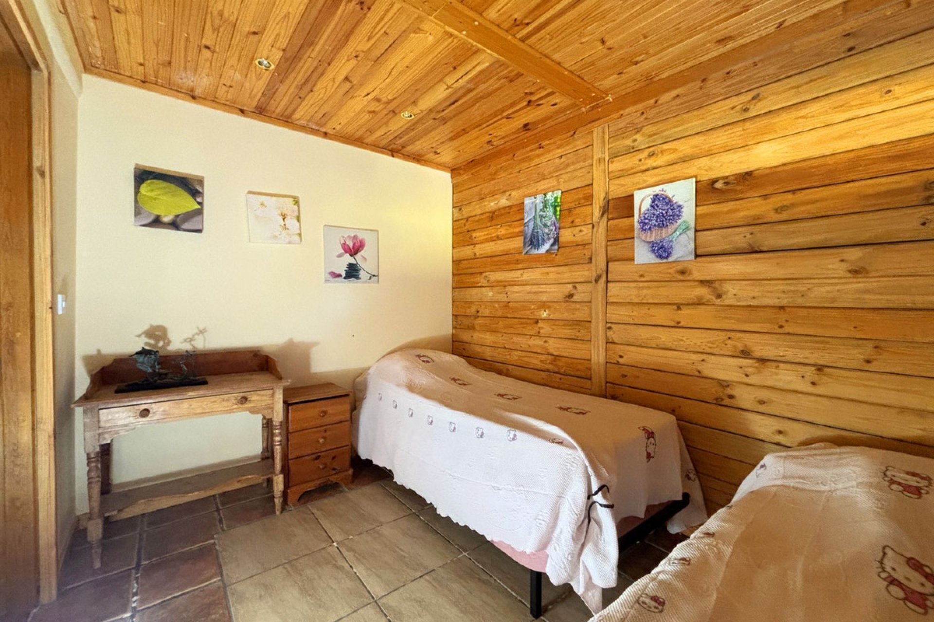 Resale - House - Monda