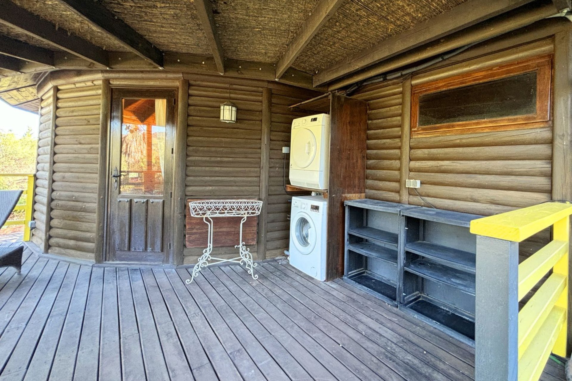 Resale - House - Monda