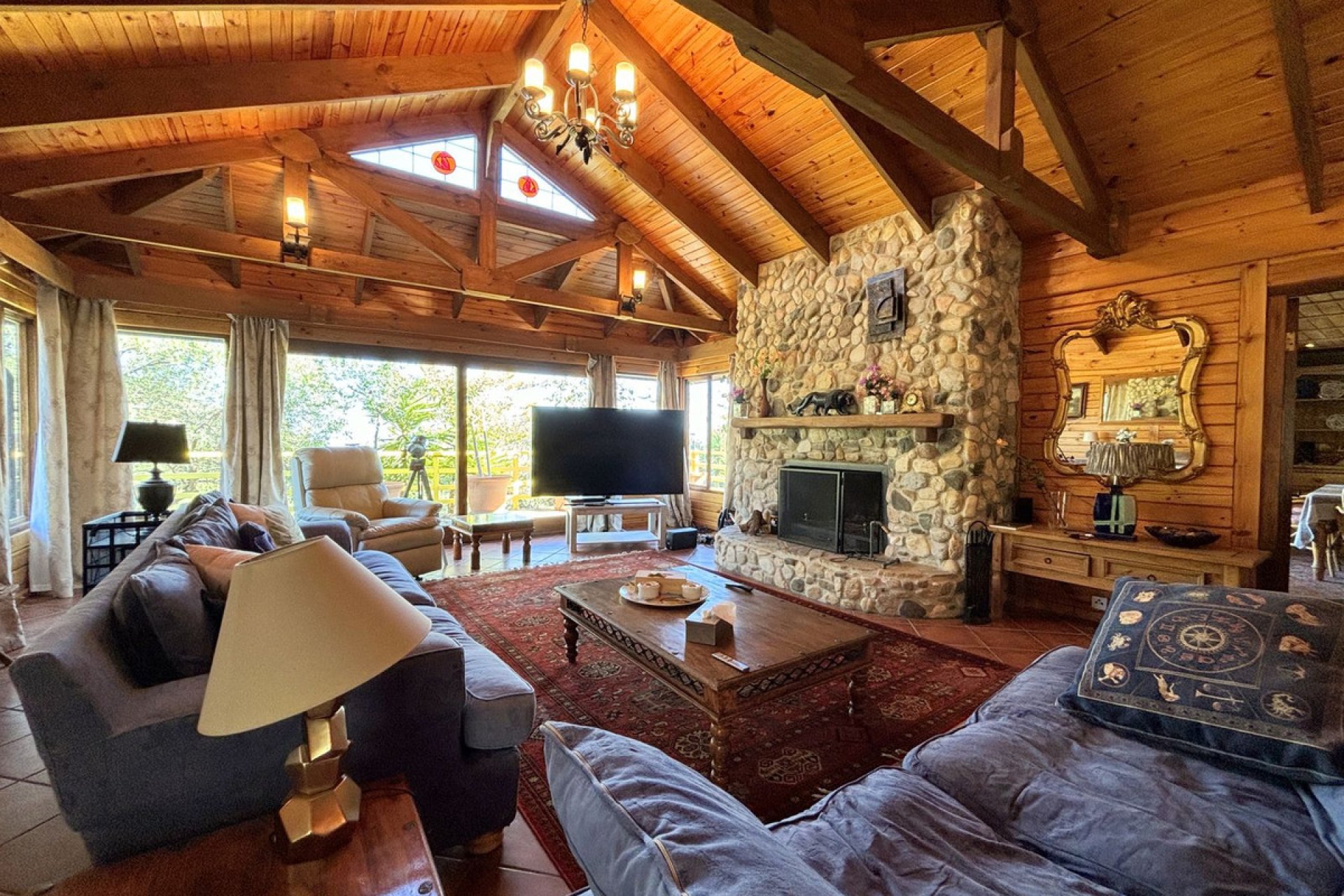 Resale - House - Monda