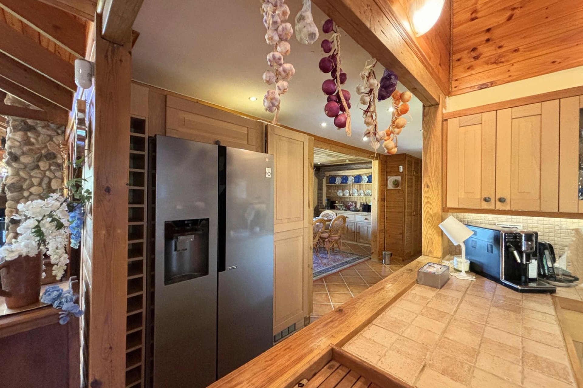 Resale - House - Monda