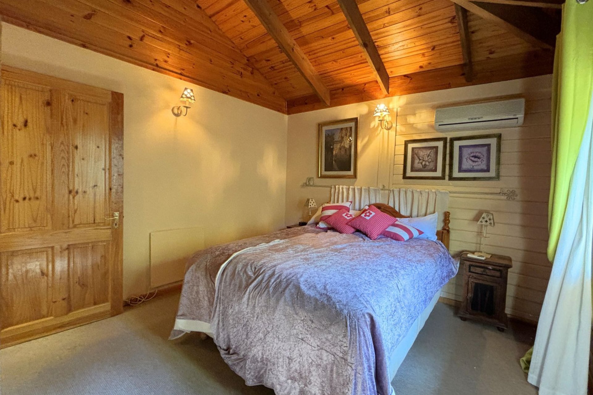 Resale - House - Monda