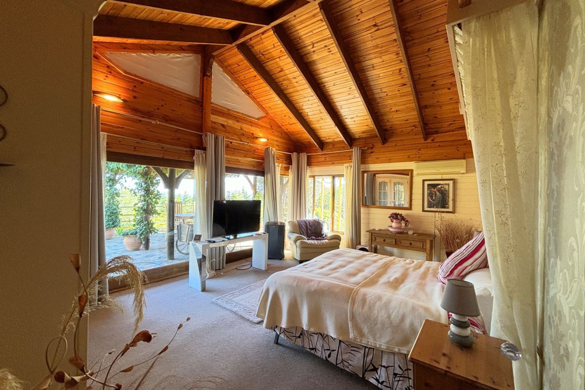 Resale - House - Monda