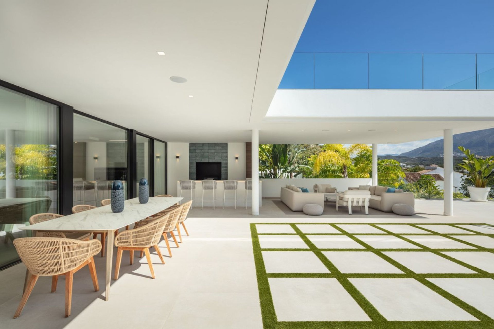 Resale - House - Nueva Andalucía - Nueva Andalucia