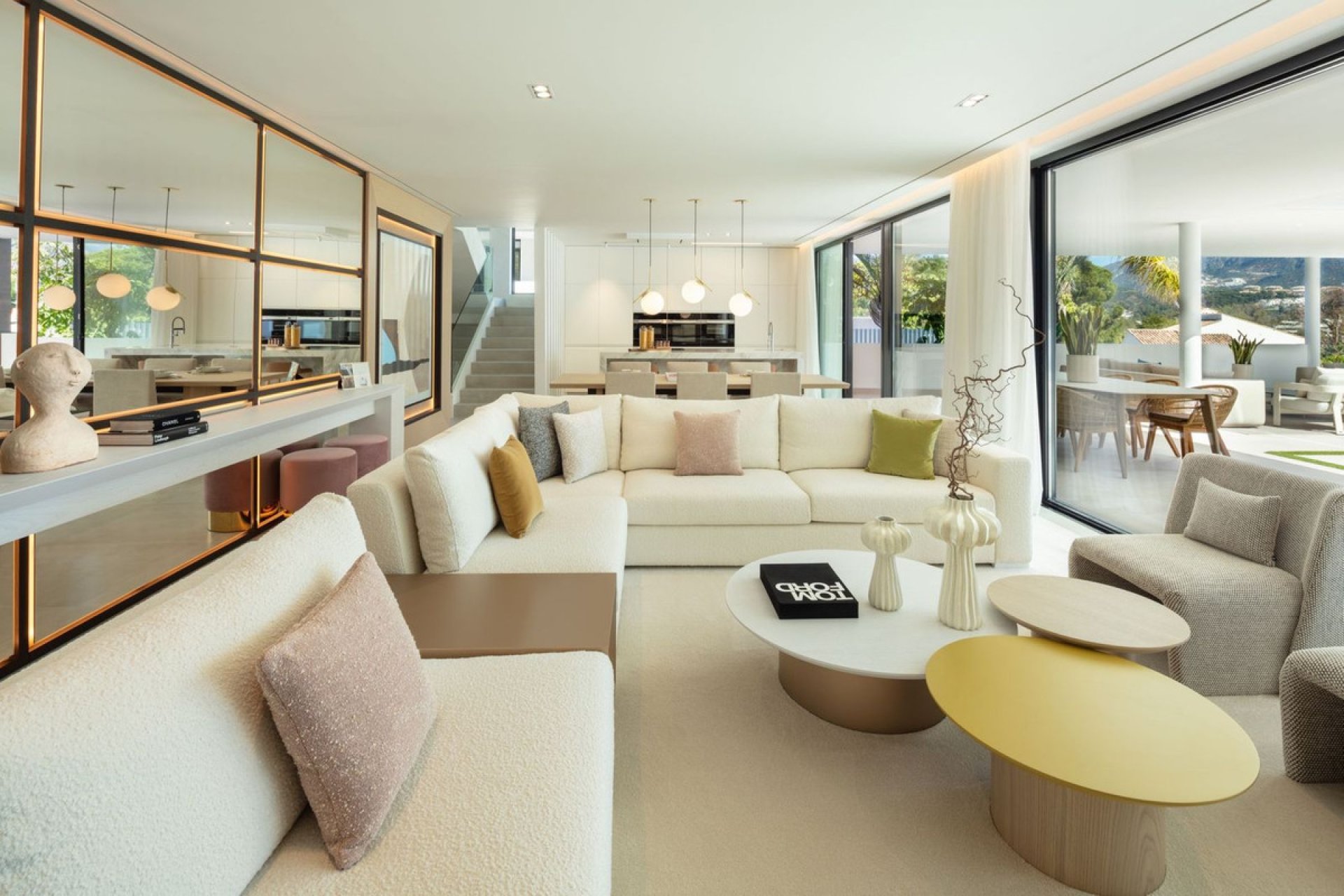 Resale - House - Nueva Andalucía - Nueva Andalucia