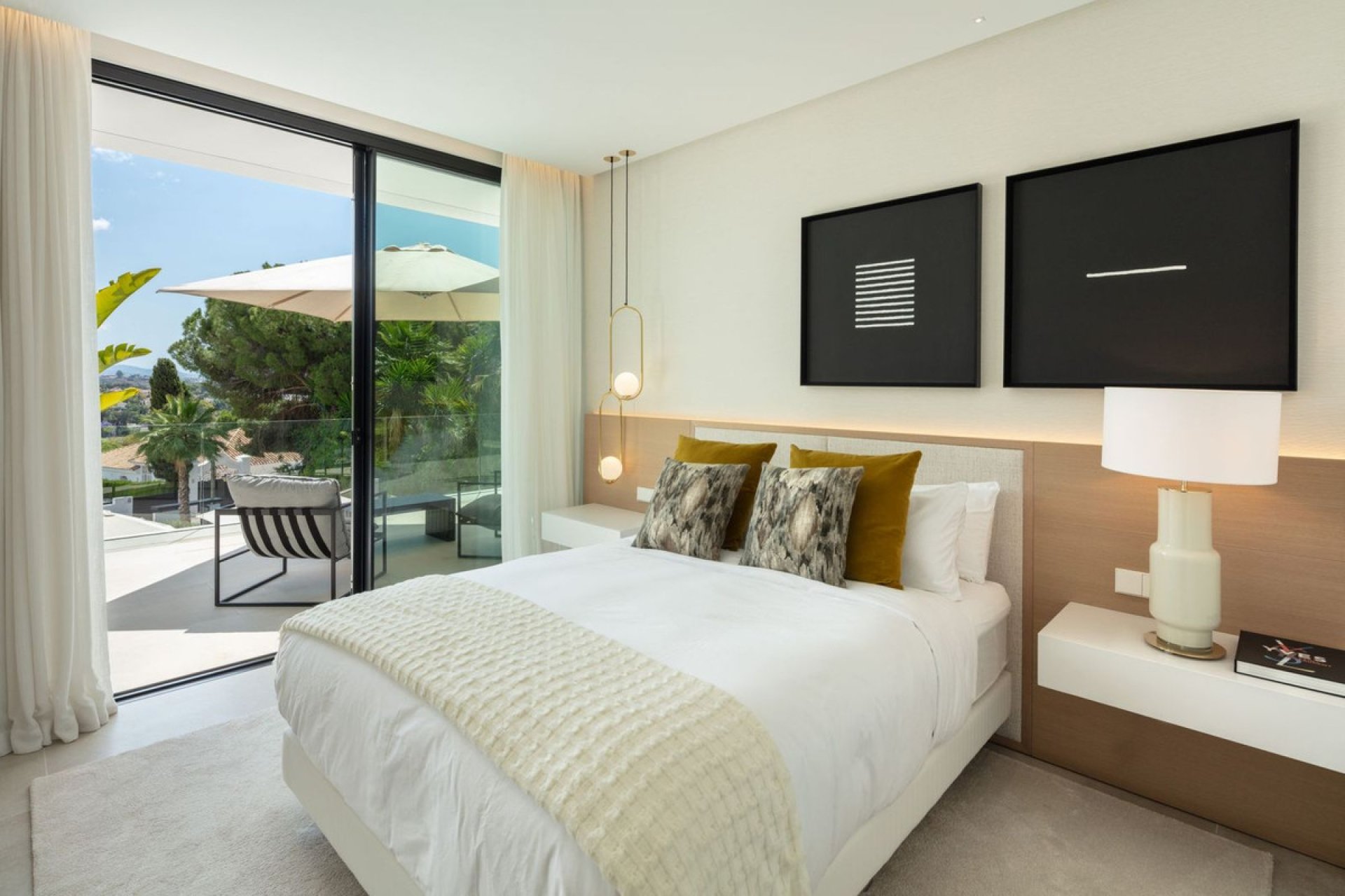 Resale - House - Nueva Andalucía - Nueva Andalucia