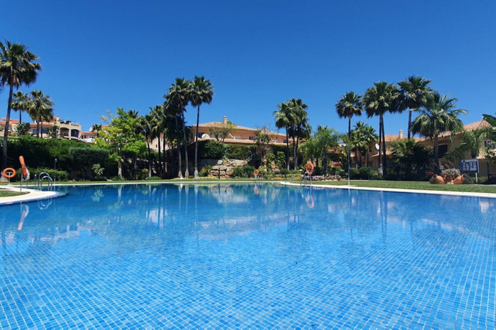 Resale - House - Riviera del Sol