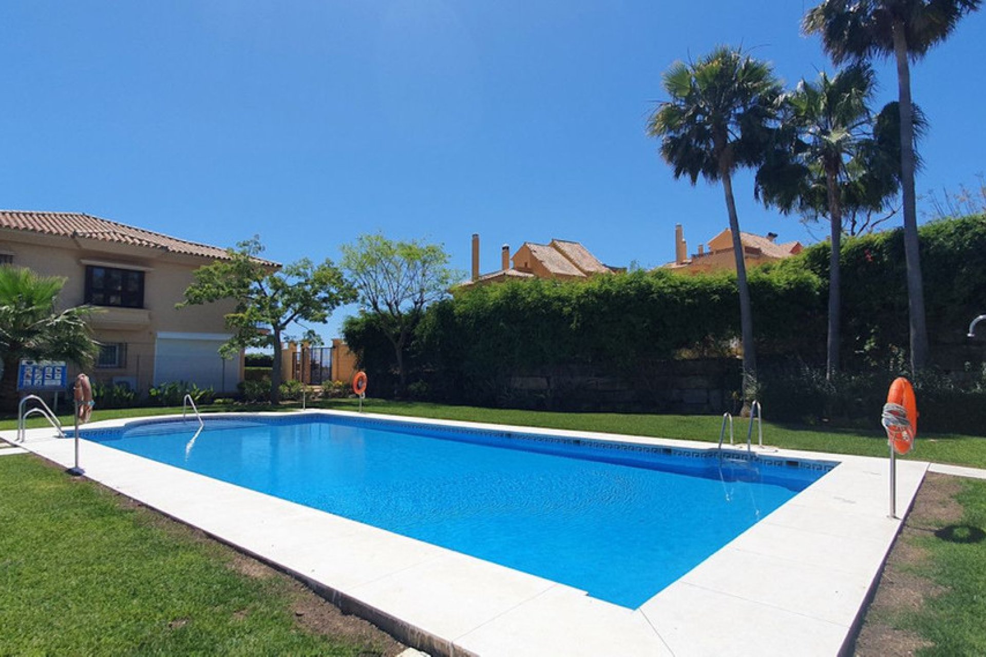 Resale - House - Riviera del Sol