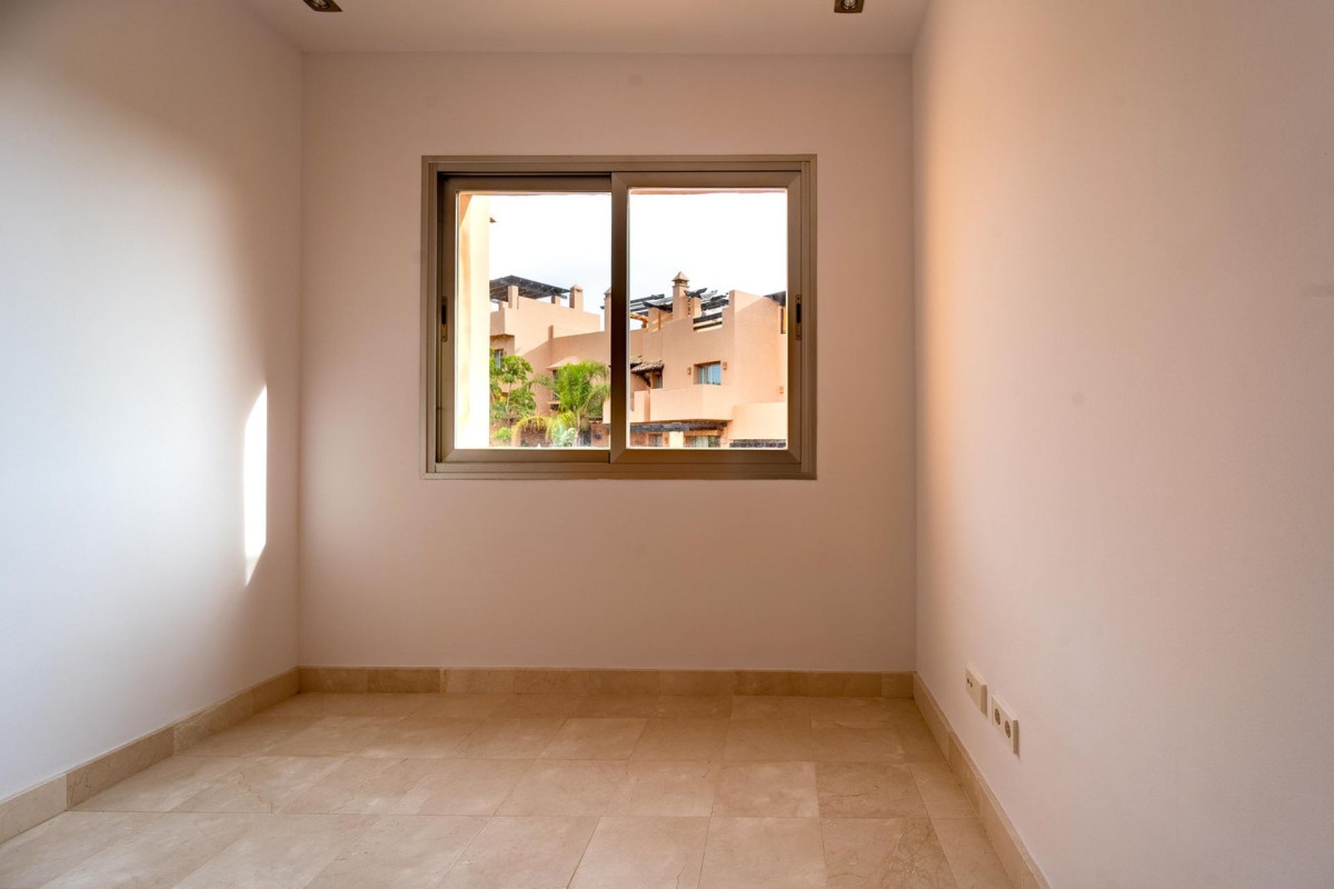 Resale - House - Riviera del Sol