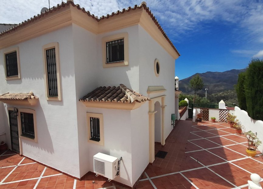 Resale - House - Semi-Detached House - Alhaurín el Grande - Alhaurin Golf